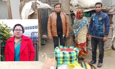 আবারও অসহায় বৃদ্ধা সোনাবানের পাশে প্রফেসর মেরিনা জাহান কবিতা