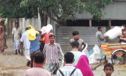 সাংবাদিক জাহানের বিরুদ্ধে ষড়যন্ত্রমূলক মিথ্যা সংবাদ প্রকাশ ও লাশ ফেলে রাখার হুমকির নিন্দা ও প্রতিবাদ