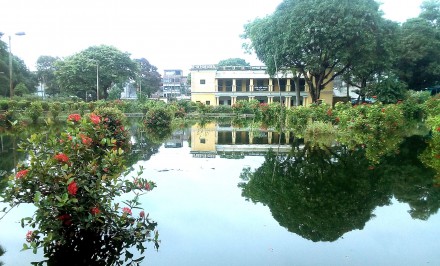 শাহজাদপুরে বন্যার পানি কমছে; জনদুর্ভোগ বাড়ছে