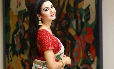 এবার কণ্ঠের জন্য পুরস্কার জিতলেন জয়া