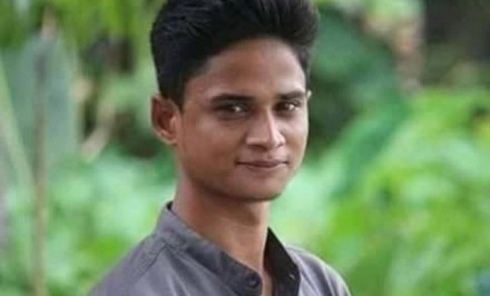 সিরাজগঞ্জে হামলায় আহত ছাত্রলীগ নেতাকে ঢাকায় প্রেরণ