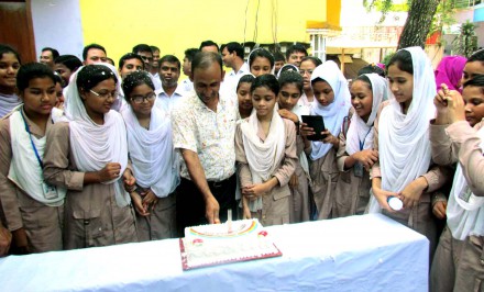 রংধনু কিন্ডারগার্টেন এন্ড মডেল হাইস্কুলে আন্তজার্তিক শিক্ষক দিবস পালিত