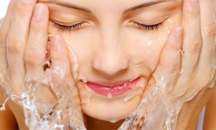 ত্বক ও ঠোঁটের যত্ন নিন