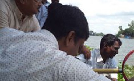 করতোয়া নদীতে পোনা মাছ অবমুক্ত 