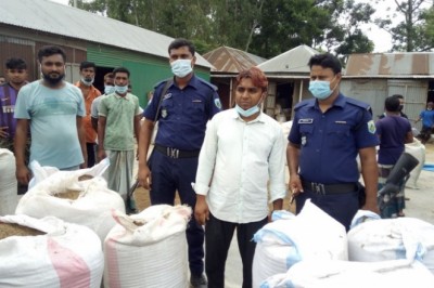 সিরাজগঞ্জে নকল বিড়ি জর্দা জব্দ, আটক এক