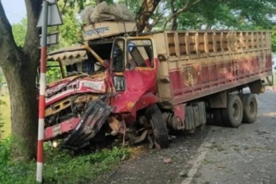 উল্লাপাড়ায় সড়ক দুর্ঘটনায় ৫ কৃষিশ্রমিক নিহত