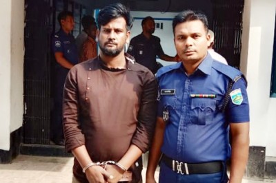 শাহজাদপুরে ইয়াবাসহ মাদক ব্যবসায়ী আটক