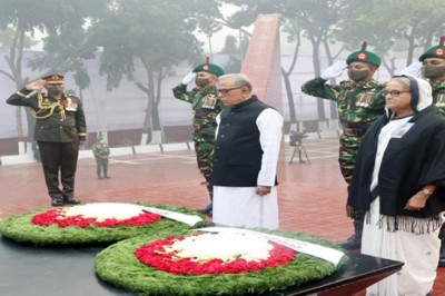 শহীদ বুদ্ধিজীবীদের প্রতি রাষ্ট্রপতি-প্রধানমন্ত্রীর শ্রদ্ধা